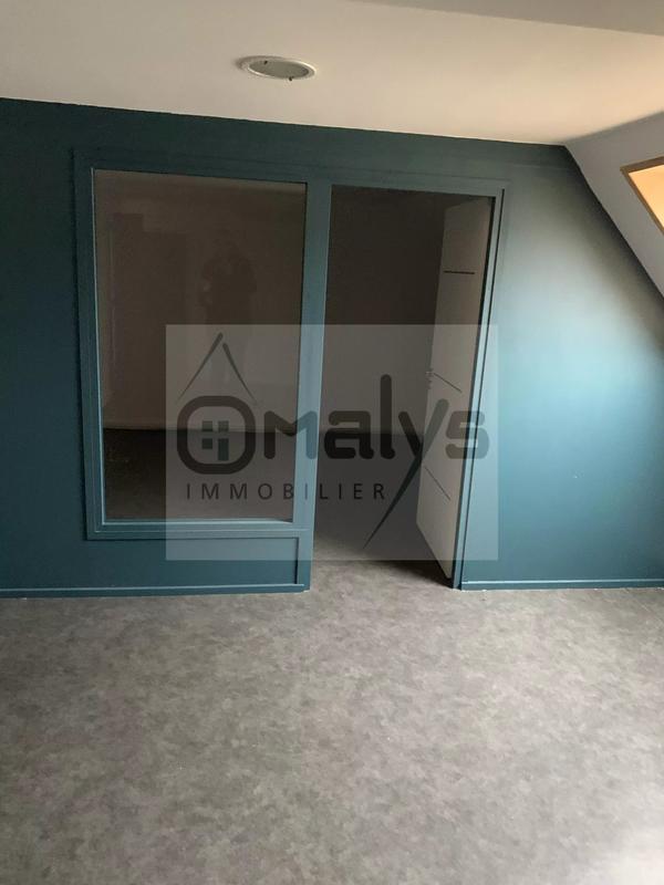 Local commercial - 778 m²