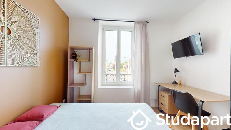 Chambre - 12 m² - 1 pièce