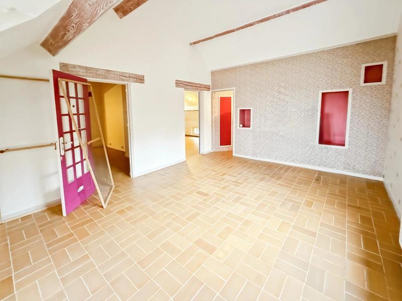 Corps de ferme - 236 m² - 6 pièces