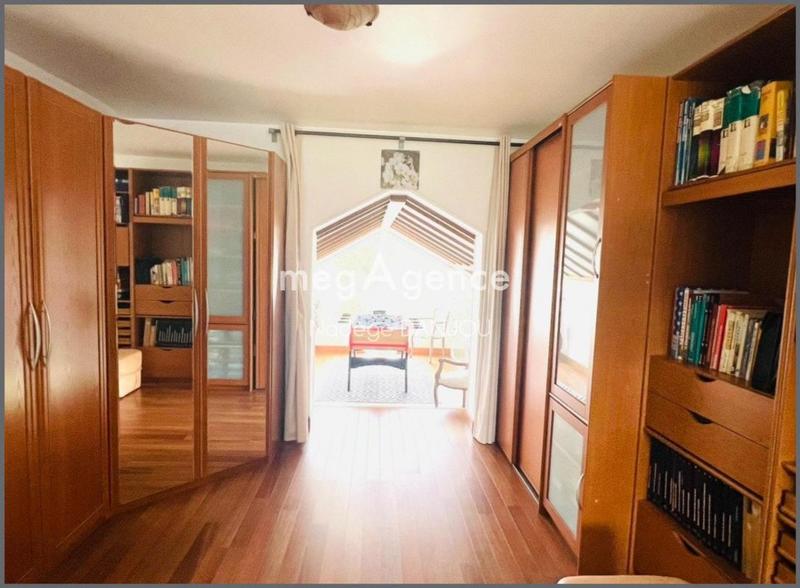 Maison - 142 m² - 7 pièces