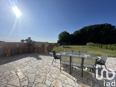 Maison - 222 m² - 7 pièces