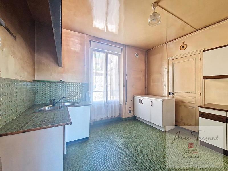 Maison - 153 m² - 10 pièces