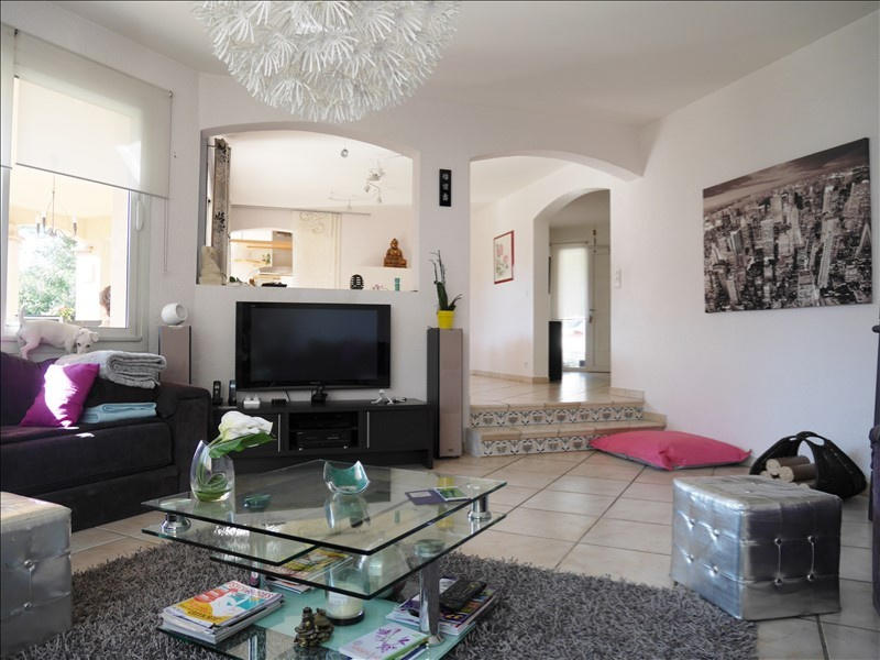 Villa - 240 m² - 8 pièces