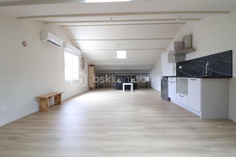 Villa - 225 m² - 10 pièces