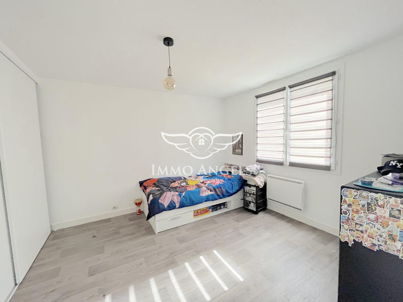 Maison traditionnelle - 155 m² - 7 pièces