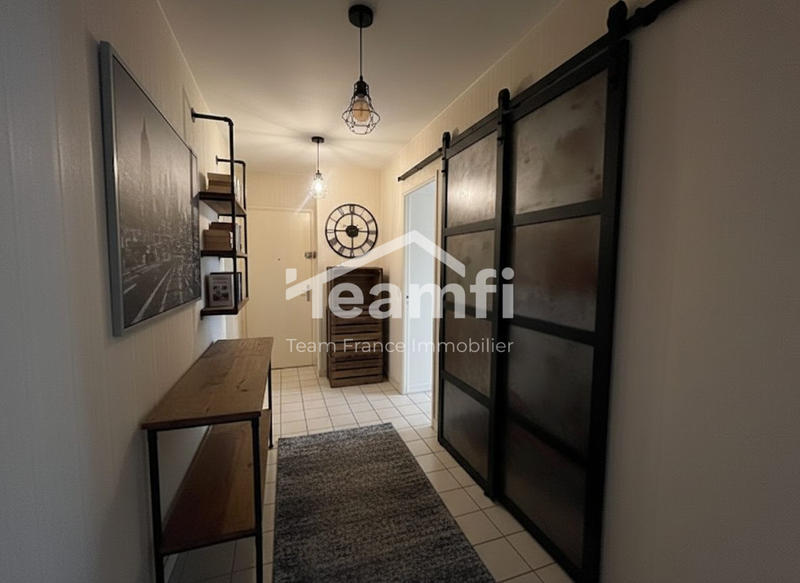 Appartement - 79 m² - 4 pièces