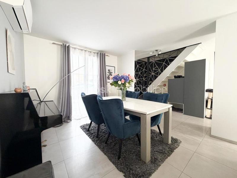 Maison - 120 m² - 6 pièces