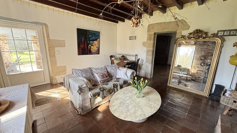 Maison ancienne - 206 m² - 6 pièces