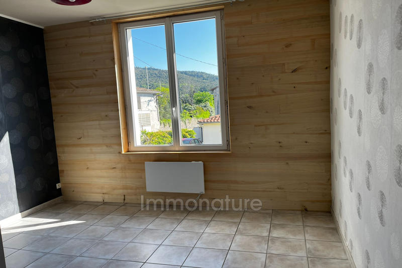 Villa - 197 m² - 7 pièces