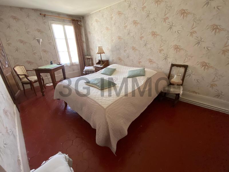 Villa - 168 m² - 6 pièces