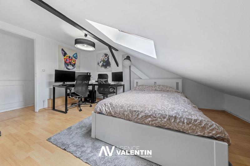 Appartement - 112 m² - 6 pièces