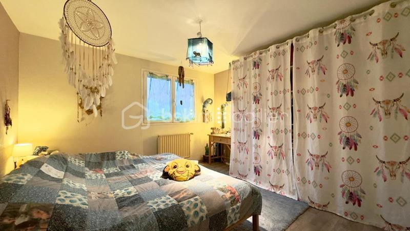 Maison - 168 m² - 8 pièces