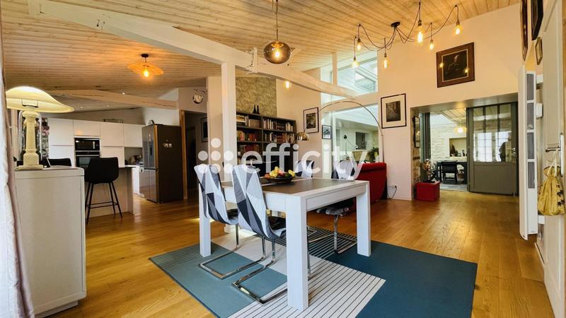 Maison - 170 m² - 6 pièces