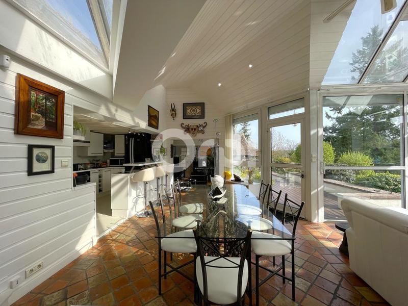 Maison - 162 m² - 5 pièces