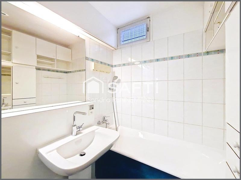 Appartement - 100 m² - 5 pièces