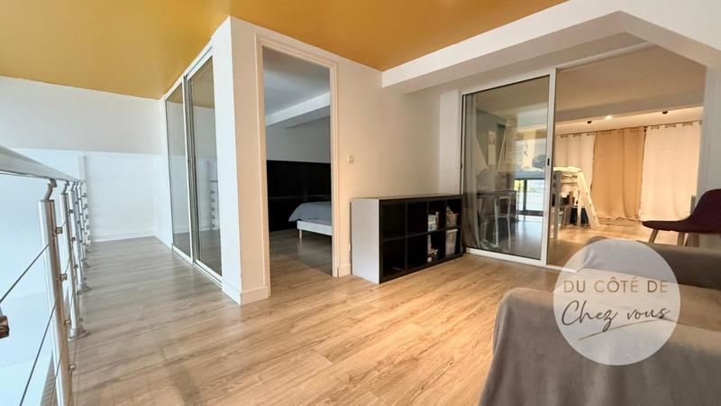 Loft - 148 m² - 5 pièces