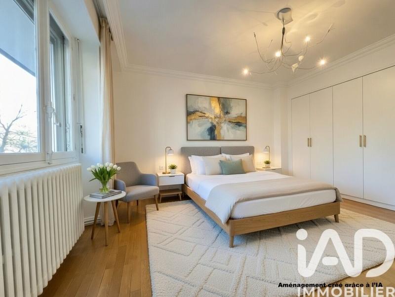 Appartement - 106 m² - 6 pièces