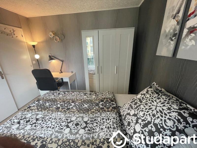 Chambre - 10 m² - 1 pièce