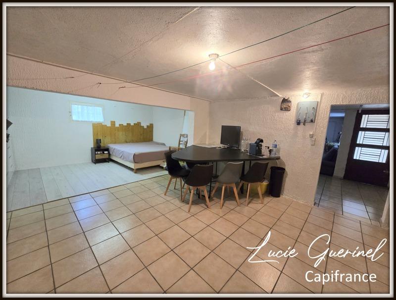 Maison - 100 m² - 6 pièces