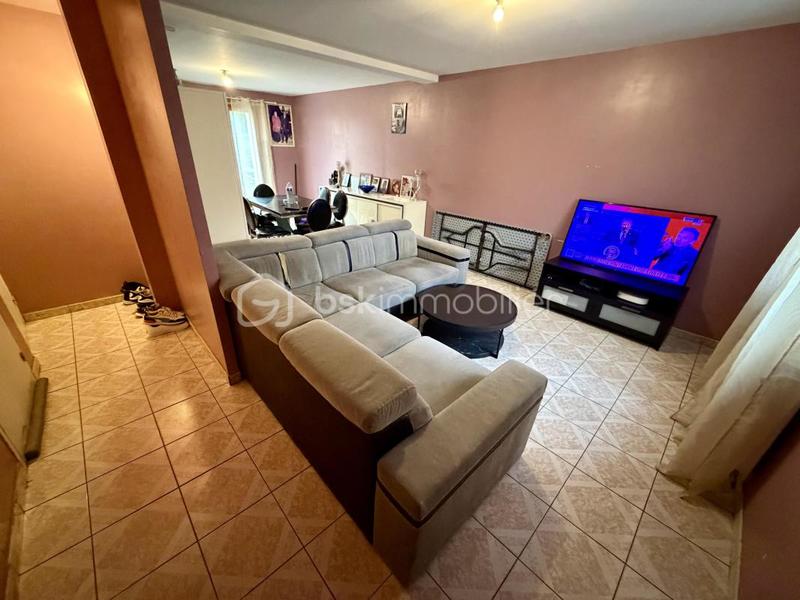 Maison - 100 m² - 6 pièces