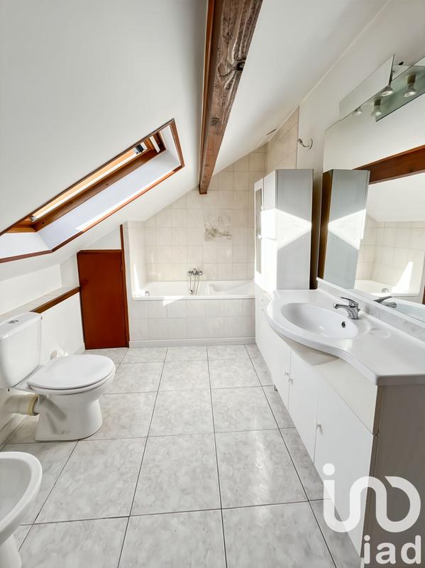 Maison - 160 m² - 7 pièces