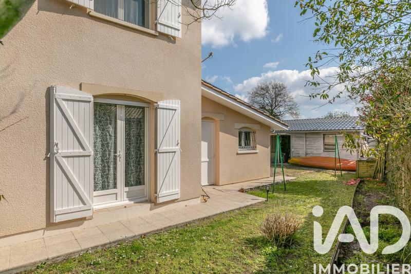 Maison - 160 m² - 6 pièces