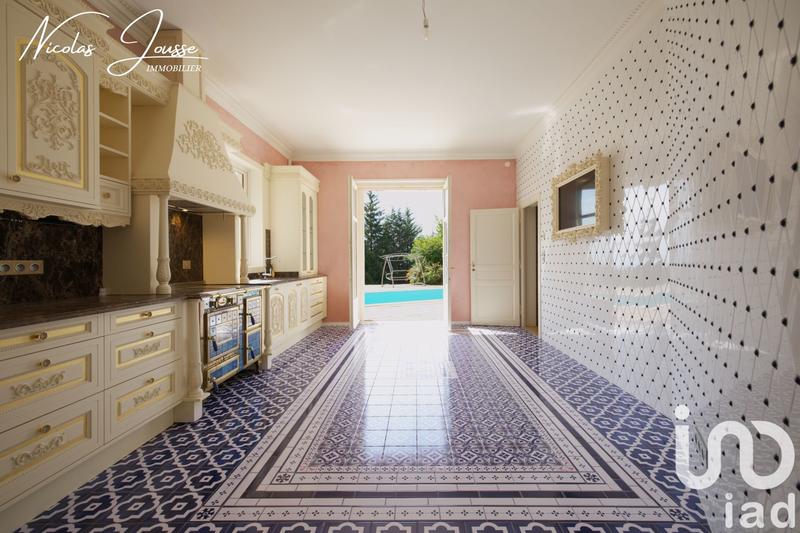 Maison - 450 m² - 20 pièces