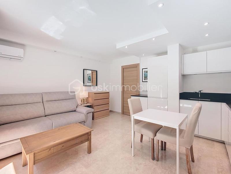 Studio - 27 m² - 1 pièce