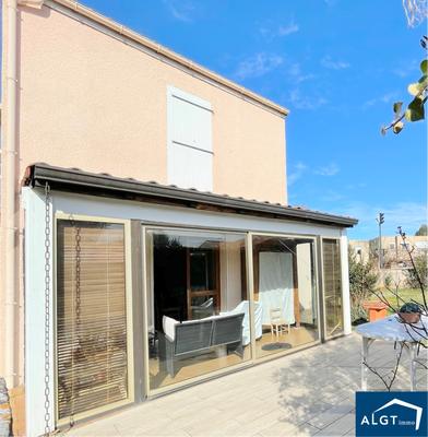 Maison - 96 m² - 5 pièces