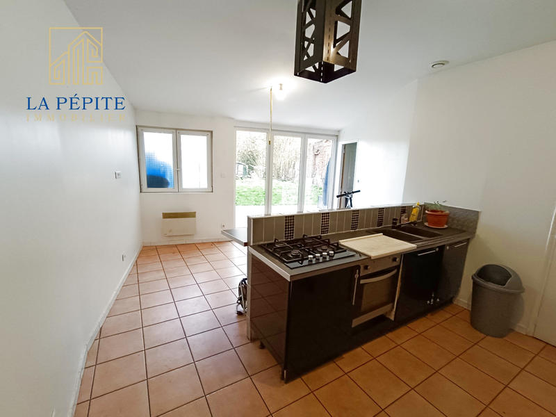 Maison - 98 m² - 5 pièces