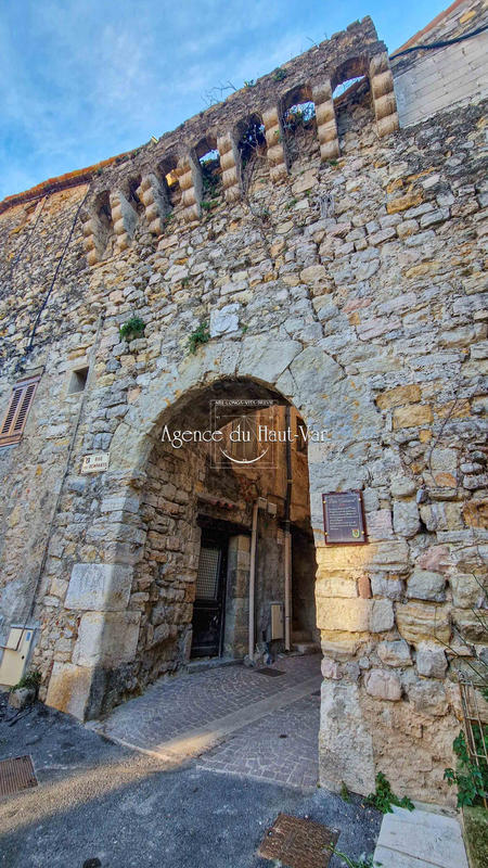 Maison de village - 106 m² - 6 pièces