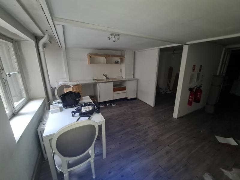 Local commercial - 136 m²