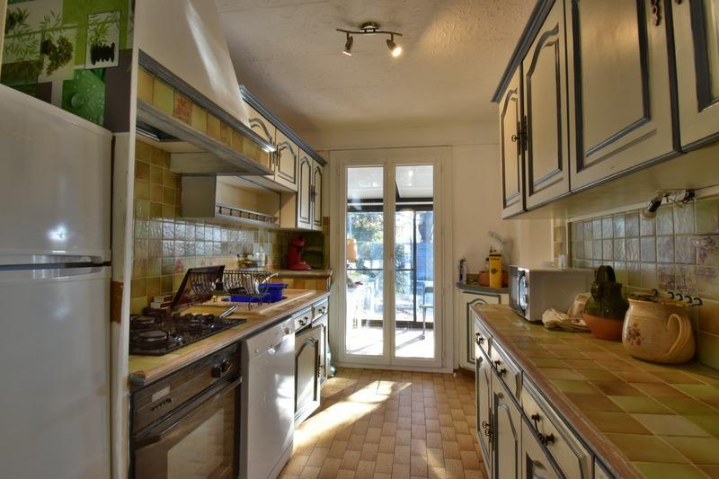 Maison - 94 m² - 4 pièces