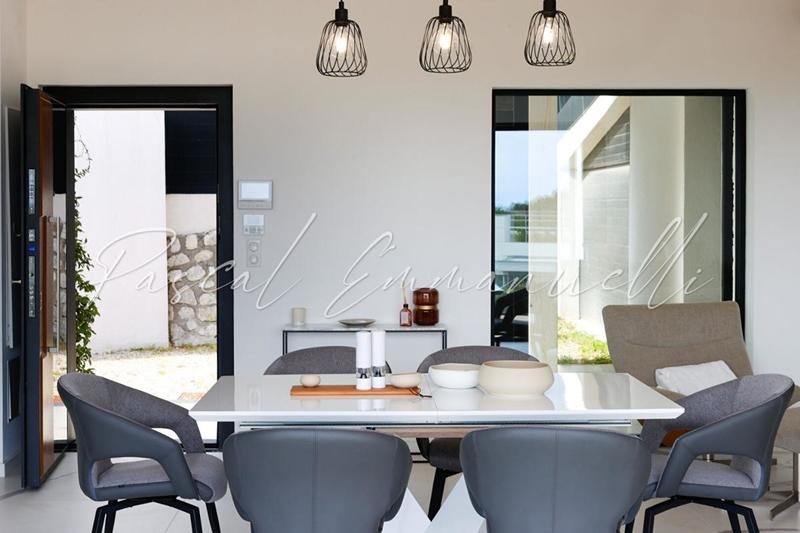 Appartement - 137 m² - 4 pièces