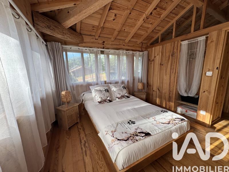 Maison - 98 m² - 5 pièces