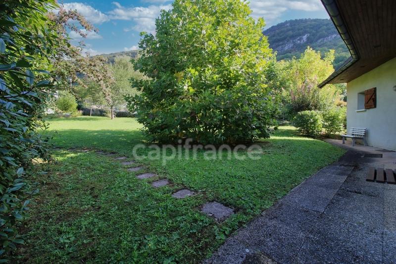 Maison - 151 m² - 7 pièces