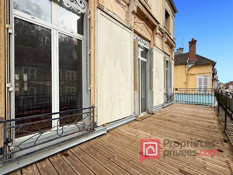 Immeuble - 215 m² - 10 pièces