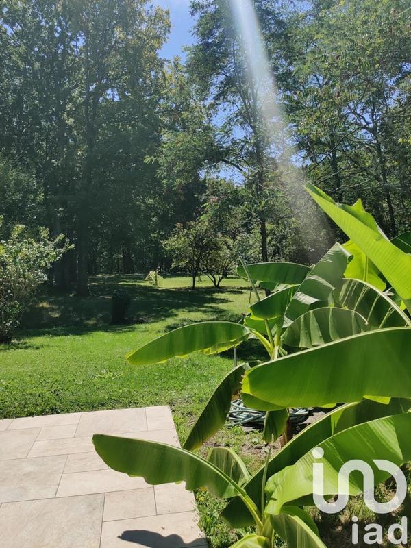 Maison - 214 m² - 8 pièces