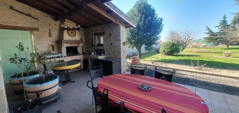 Maison de maîtres - 384 m² - 16 pièces