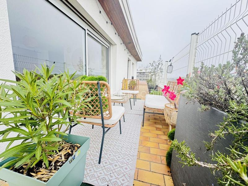 Appartement - 165 m² - 6 pièces