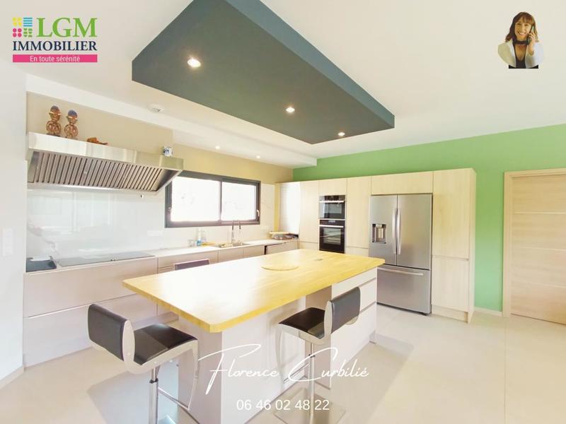 Maison - 167 m² - 5 pièces