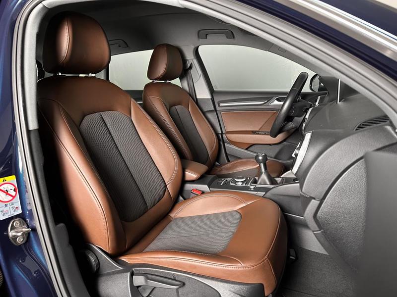 Audi A3 Sportback Tfsi 116ch Ja17p Semi Cuir Regul Gps Clim Tel Xenon 116 Ch