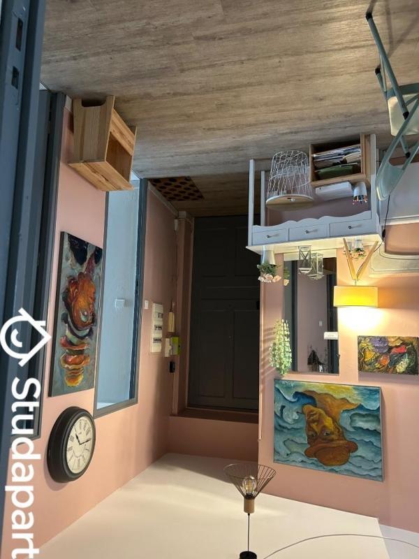 Chambre - 10 m² - 1 pièce