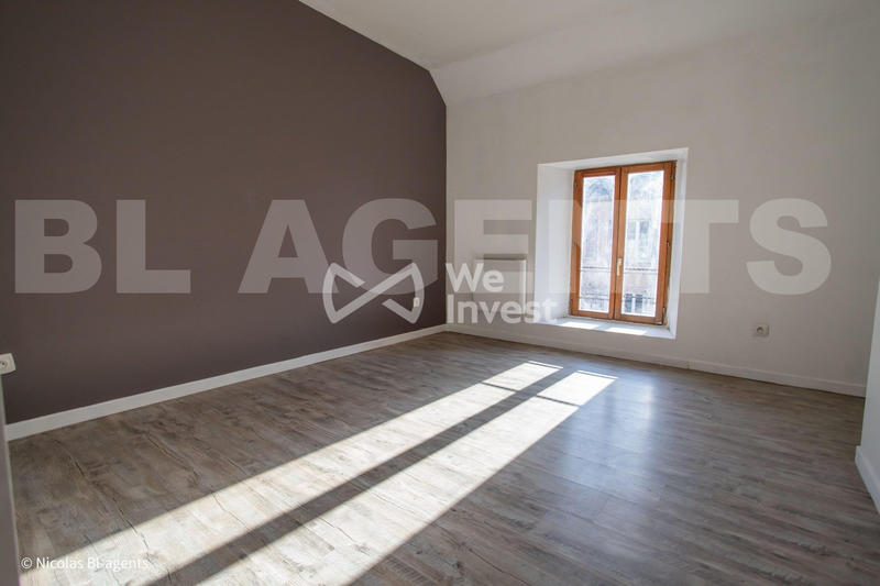 Maison - 75 m² - 5 pièces