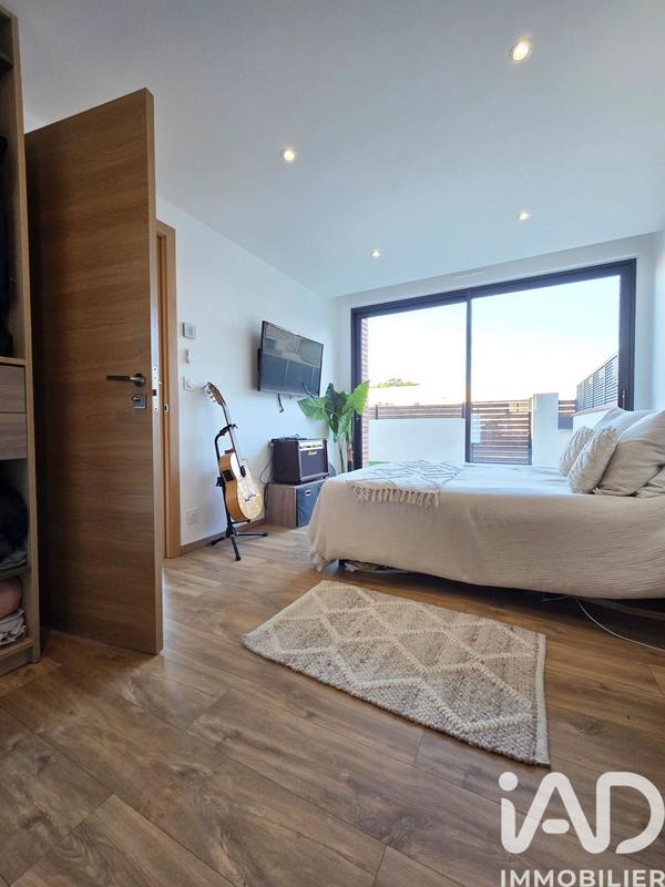 Maison - 102 m² - 4 pièces