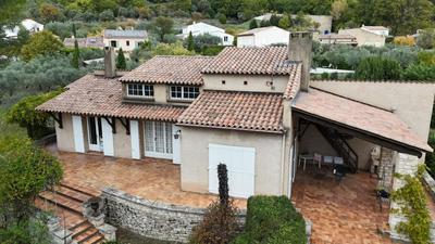 Maison - 175 m² - 5 pièces