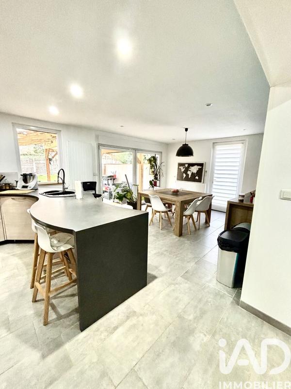 Maison - 188 m² - 5 pièces