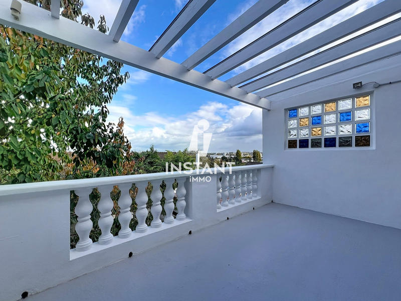 Maison - 158 m² - 7 pièces