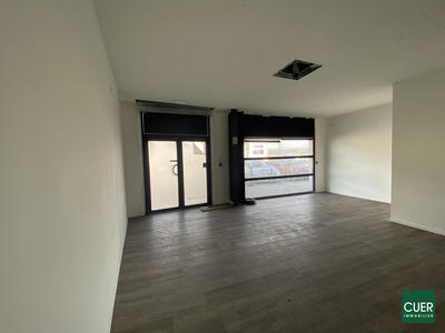 Local commercial - 128 m² - 2 pièces