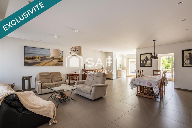 Maison - 292 m² - 6 pièces